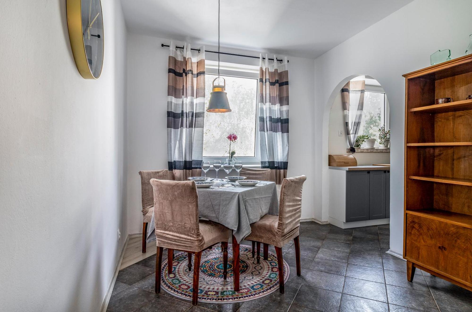 Wonderful 2- Bedroom With Soul Wwa70 * Warszawa